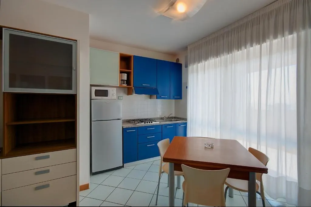 Residence Torre di Noe Bibione 0*,